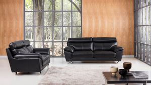 EK078 Black Italian Leather Chair